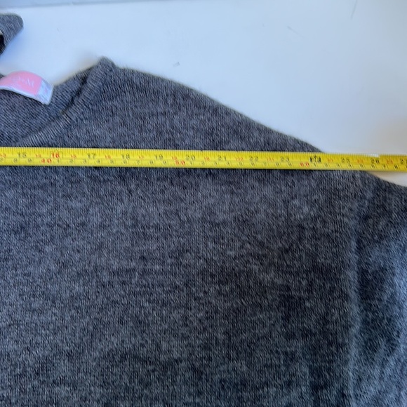 C+D+M patchwork color block knitted sweater gray cream tie in back keyhole - Picture 12 of 15